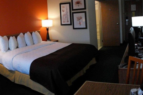 Smoky Hill Inn and Suites image 18